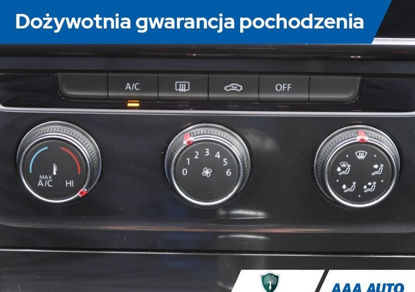 Volkswagen Golf cena 48000 przebieg: 99986, rok produkcji 2018 z Krapkowice małe 232